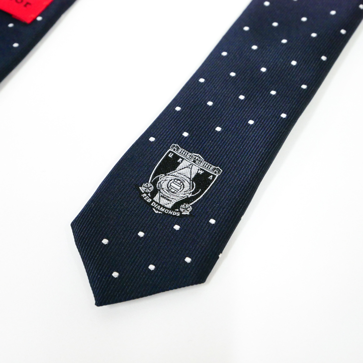 2023REDS×麻布テーラー オフィシャルネクタイ | 浦和レッズオンライン