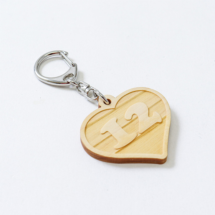 間伐材キーホルダー（ハート12） | 浦和レッズオンラインショップ