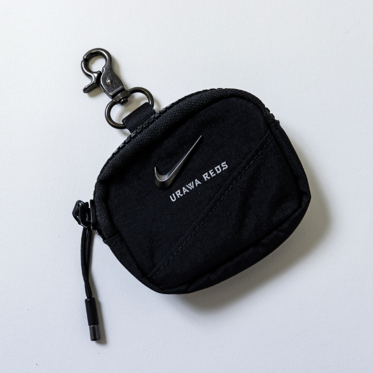 NIKE オーラ イヤホンケース