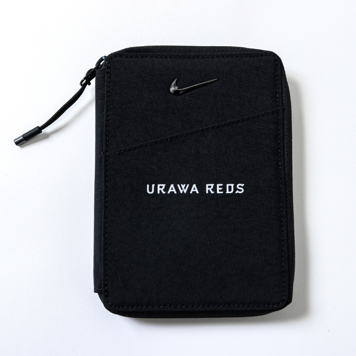 NIKE オーラ トラベルウォレット