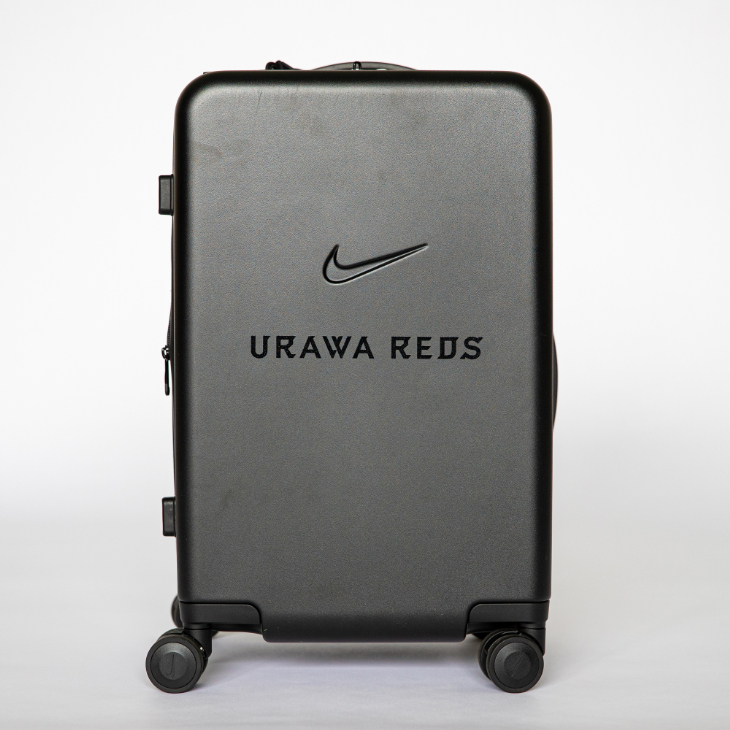URMKナイキ 22IN HARDSHELL ラゲッジ/ブラック/22in