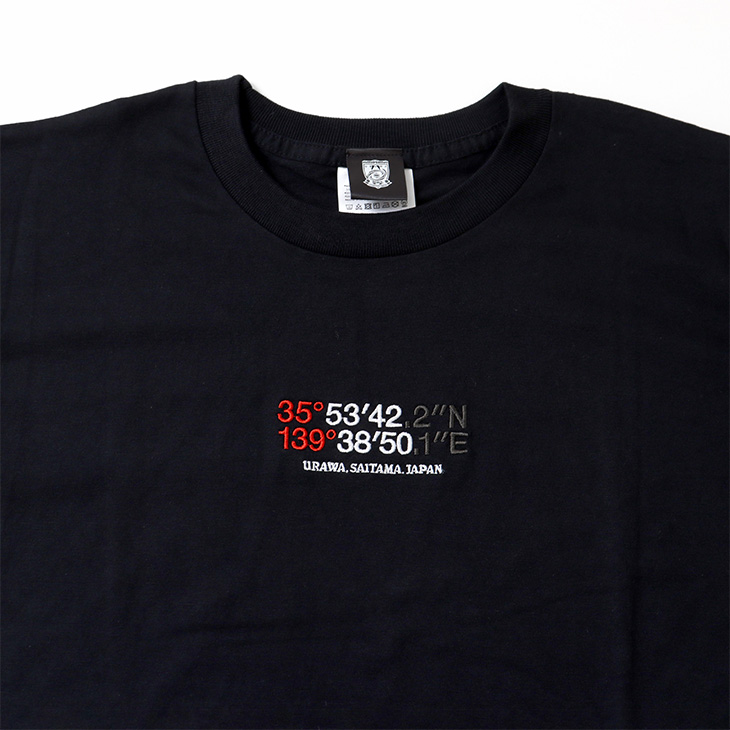 浦和座標 刺繍Tシャツ/黒 | 浦和レッズオンラインショップ