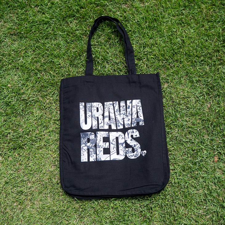 REDS GRAPHIC COLLECTION スクエアトートバッグ/URAWA REDS/黒〈8月