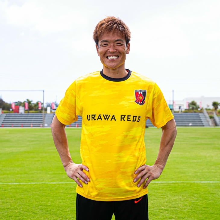 背番号あり】26-27プレコンTシャツ (GK) | 浦和レッズオンラインショップ