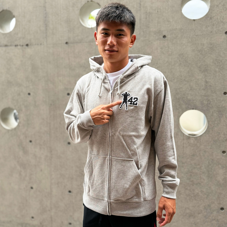 26-27 プレーヤーズ シルエットZIPパーカー/グレー〈11月上旬から順次