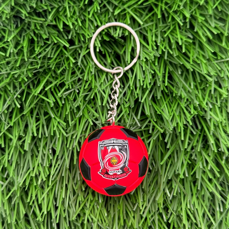 サッカーボールキーホルダー（RED&BLACK）